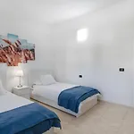 Casa Aurora Private With Heated Pool Güime
