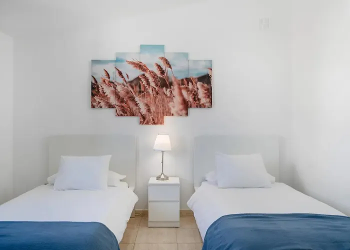 Casa Aurora Private With Heated Pool Güime
